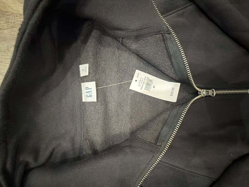 Gap Half-Zip Pullover Sweatshirt Size M Black Fleece - Picture 2 of 6